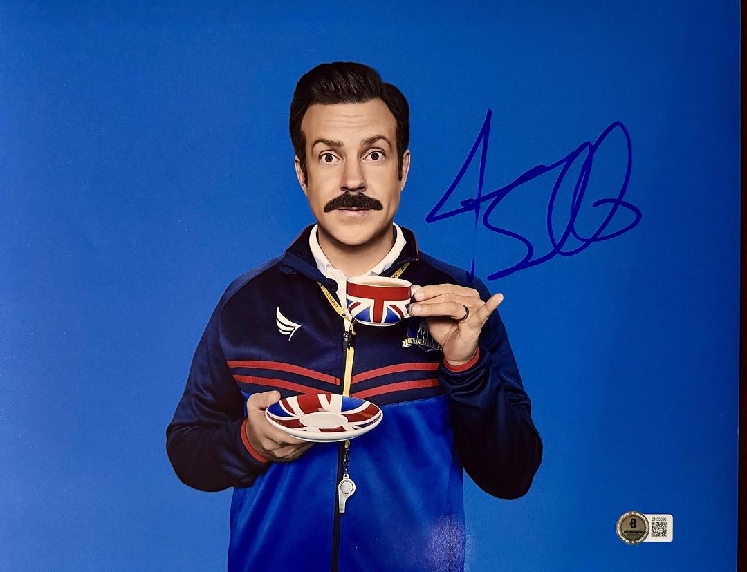 Jason Sudeikis signed 11x14 (Ted Lasso) - Beckett COA